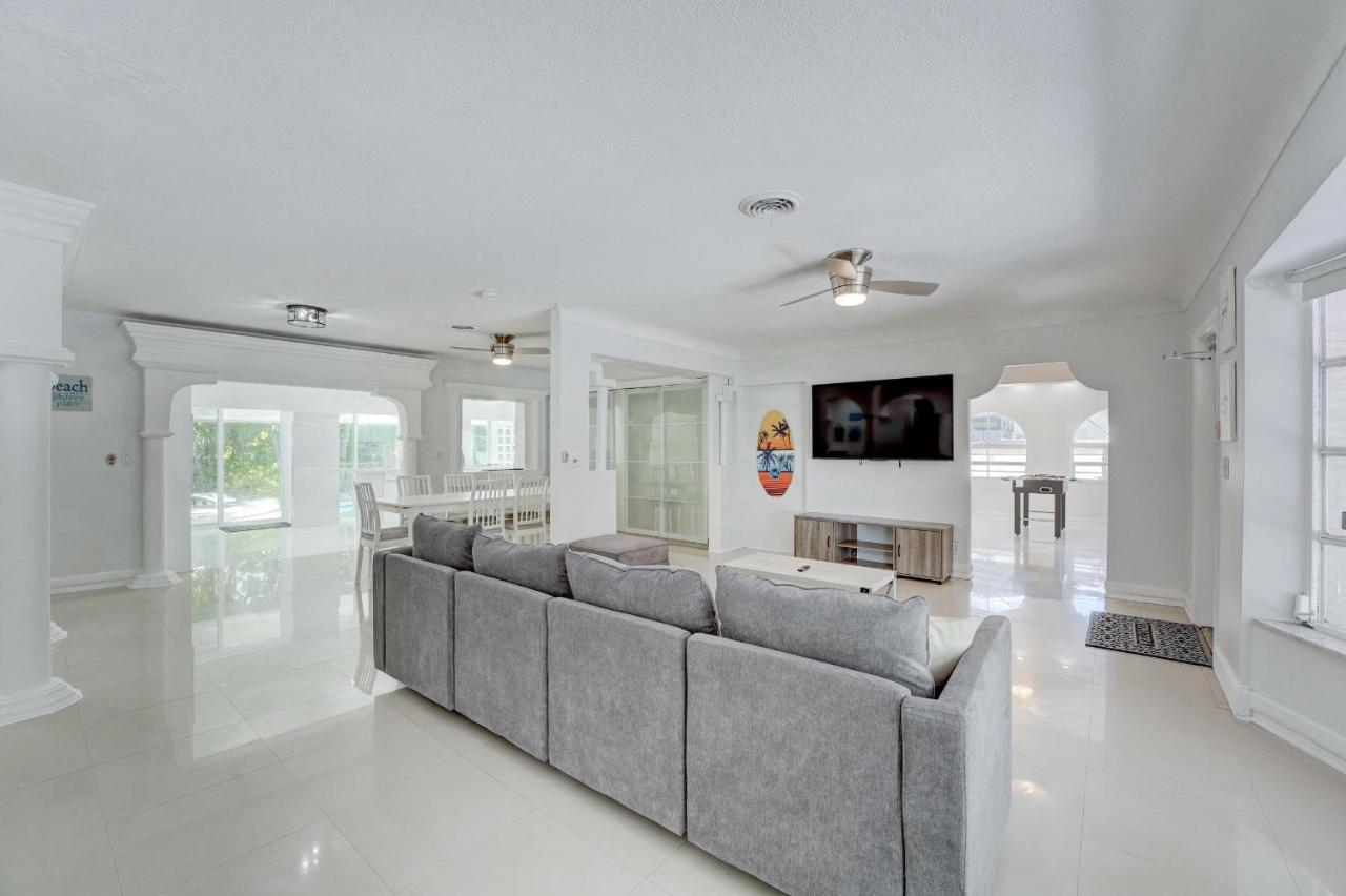 Luxury Tropical Oasis! Huge Saltwater Pool! 1 Mile To Beach! Βίλα Φορτ Λόντερντεϊλ Εξωτερικό φωτογραφία